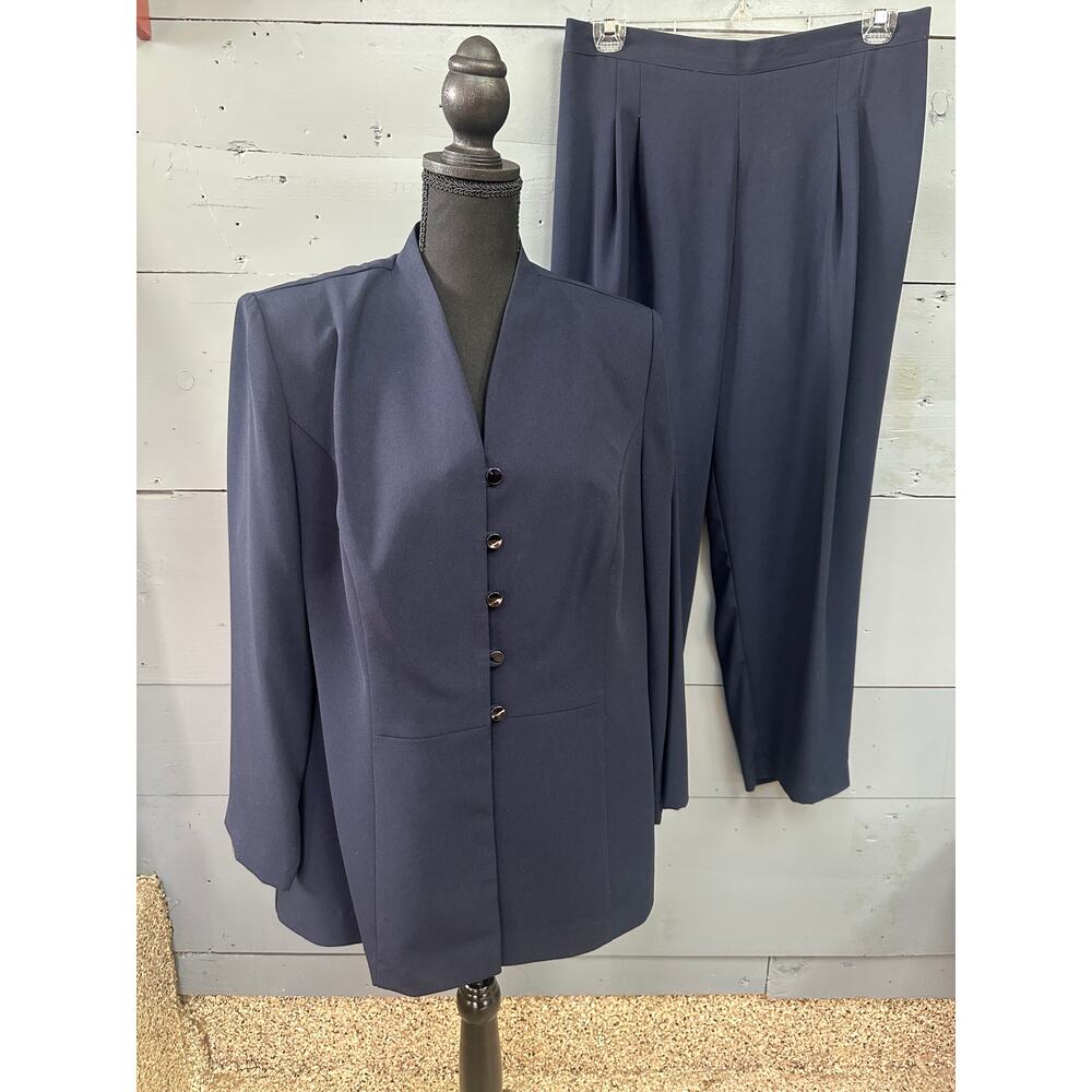 Vintage Dani Max Navy Pant Suit Womans Petite